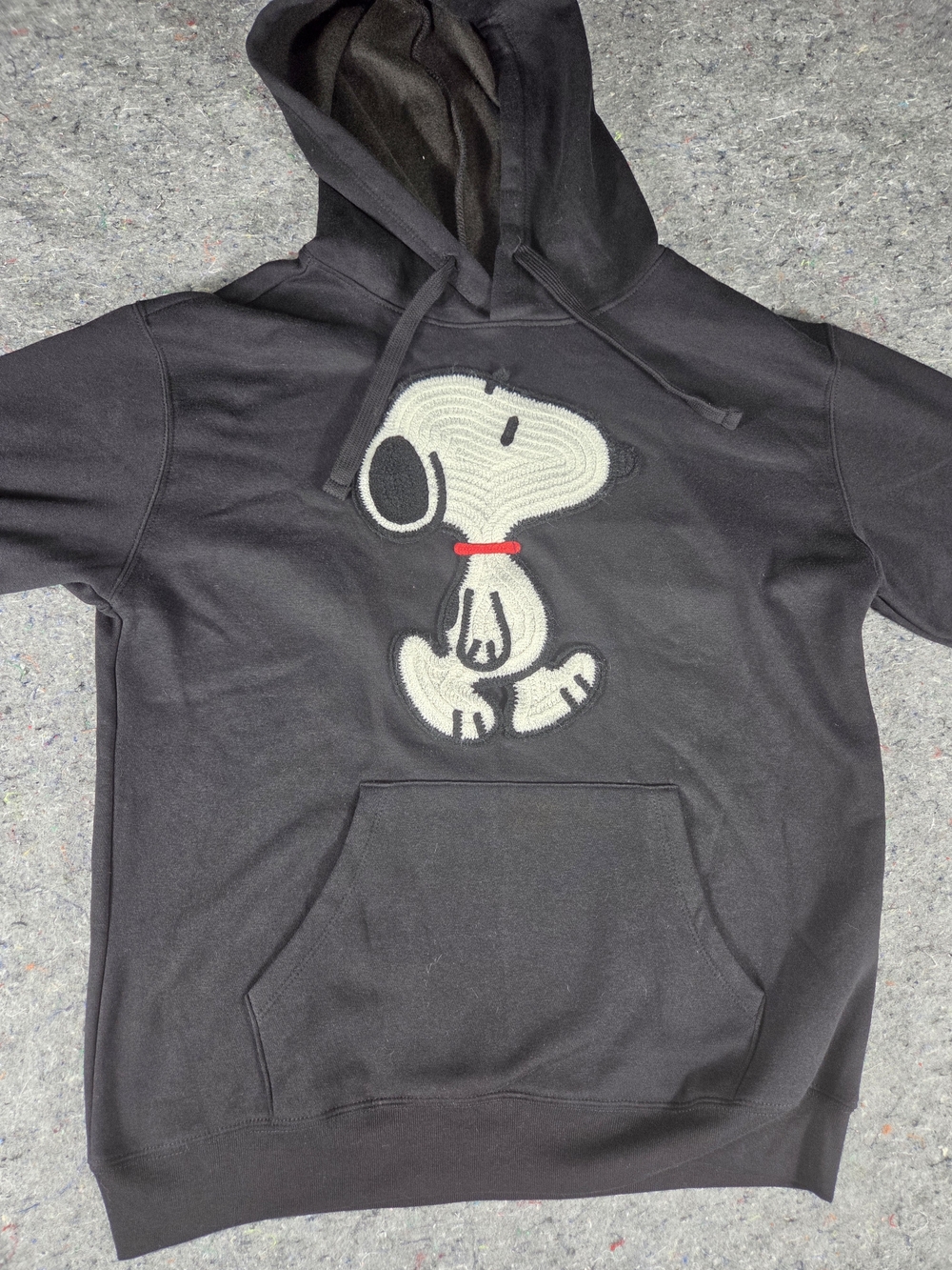 Peanuts Snoopy Chenille Patch Hoodie Black Medium NWT